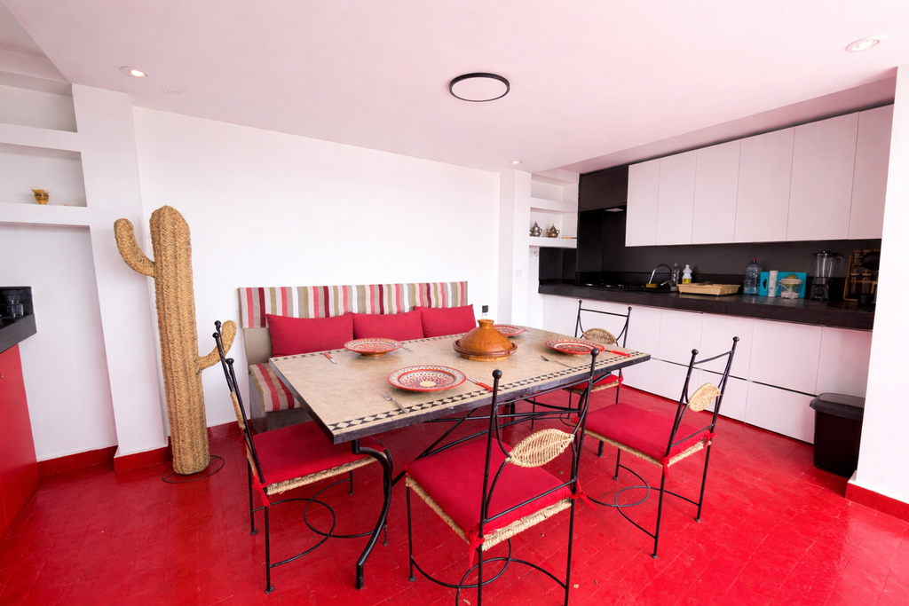 Riad Oasis – Maison avec piscine et rooftop à Agadir